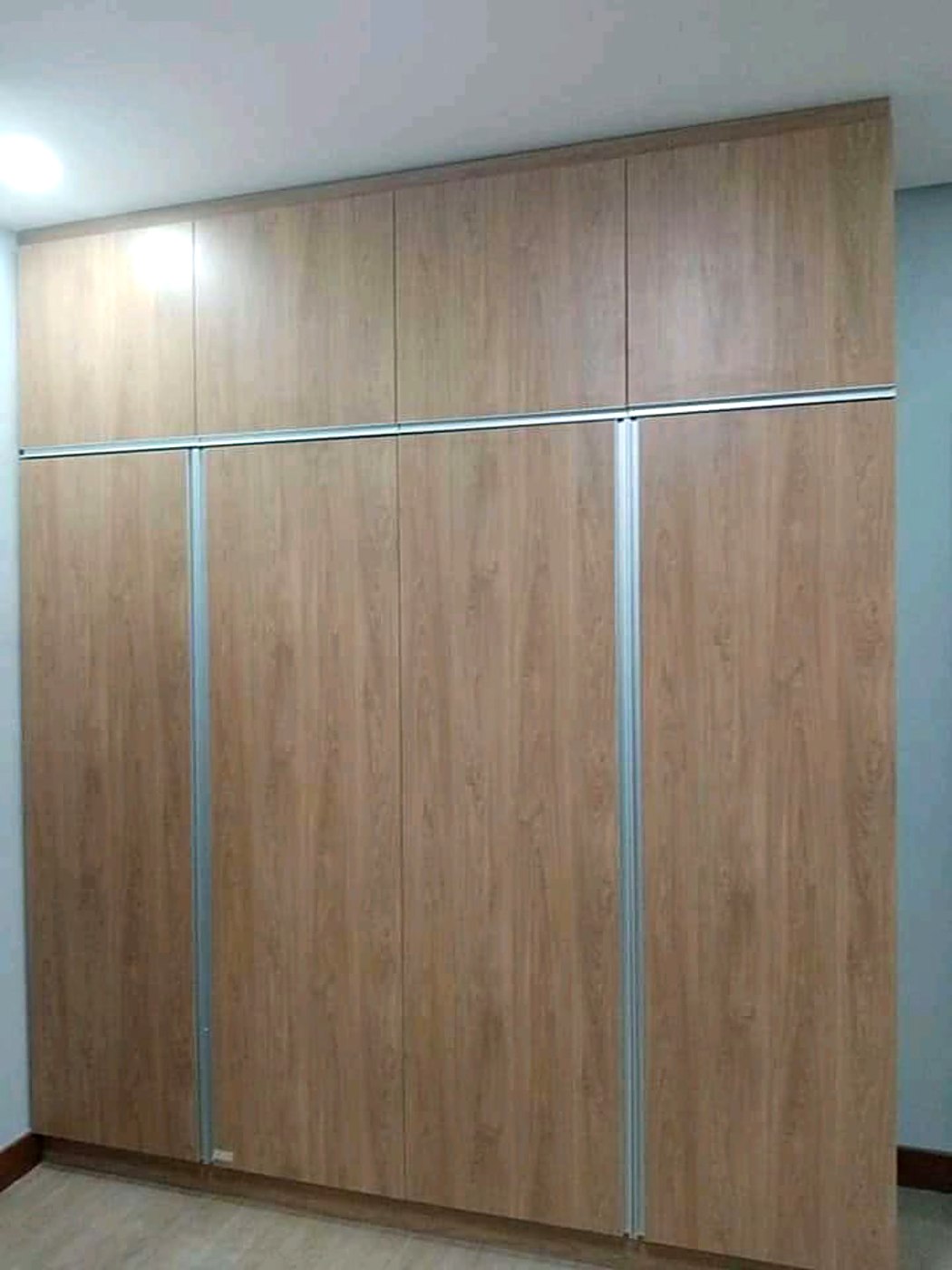 Wardrobe wall installation